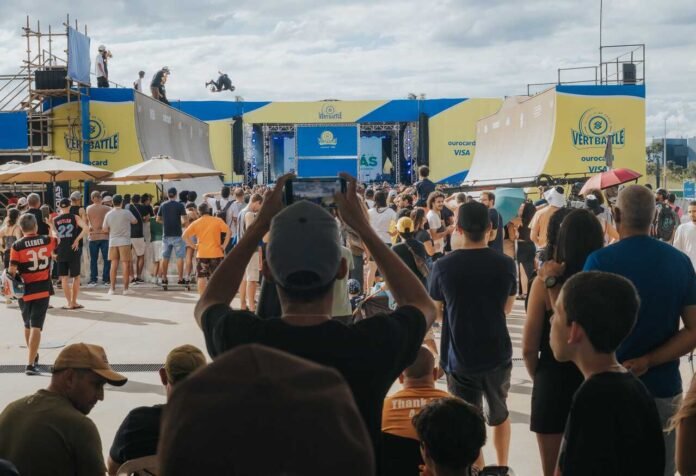 vert_battle3_Easy-Resize.com_